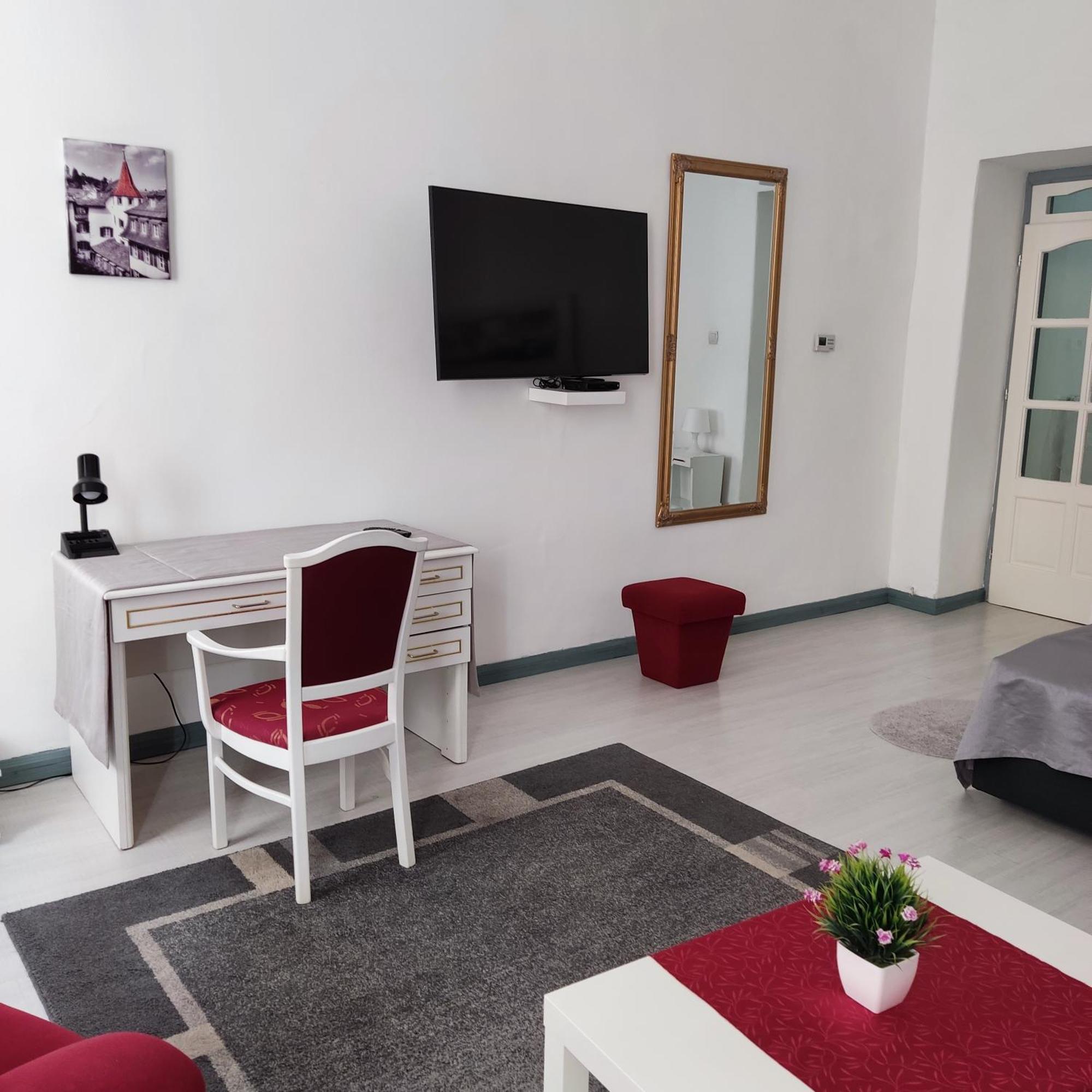 Julia Apartment Будапеща Екстериор снимка